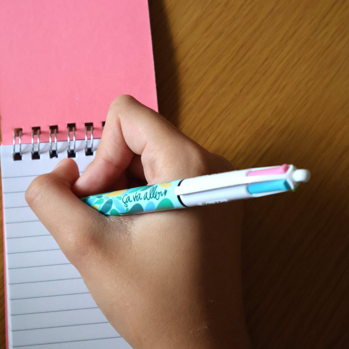 STYLO BIC 4 COULEURS · ÇA VA ALLER